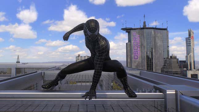 A Spider-Man 2 screenshot shows Peter Parker wearing his Webbed Black suit. 