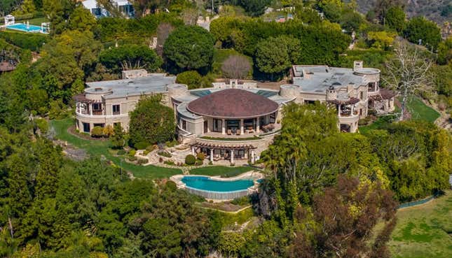 Image for article titled A Look at Quincy Jones&#39; Ultra-Lavish, $60 Million Megamansion in Bel-Air