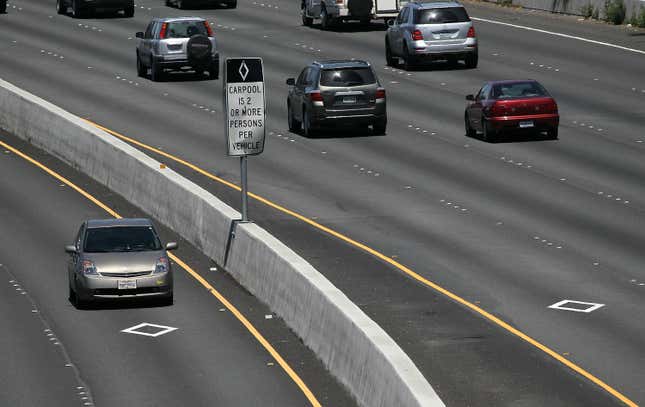 Image for article titled Pregnant Texas Woman Argues Her Fetus Count as a Passenger in the Carpool Lane