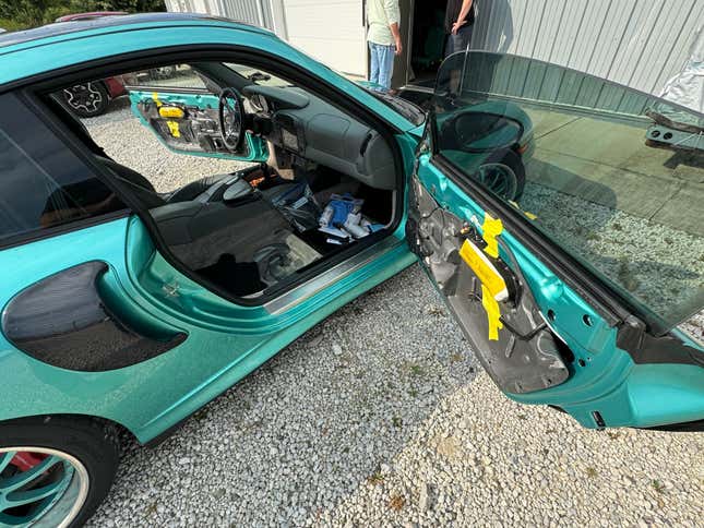 Image for article titled I Ripped The Interior Out Of My Porsche 996 Turbo And I'm Kind Of Freaking Out About It