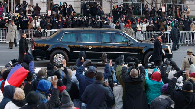 Image for article titled The Most Memorable Moments From Barack Obama&#39;s 2009 Historic Inauguration