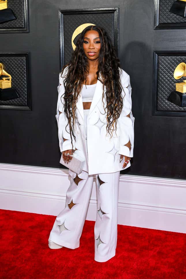 Image for article titled 2023 Grammys: Red Carpet Looks From Black Celebrities and Musicians