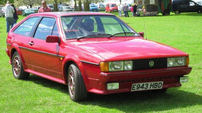 A red Volkswagen Scirocco II (1987) at Woburn (2015)