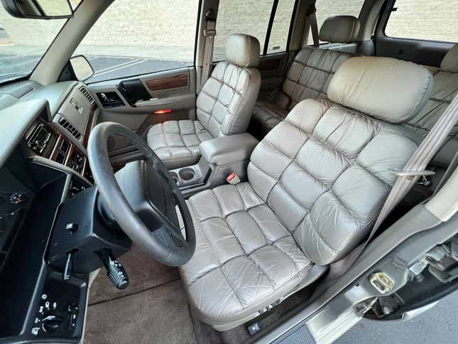 Image for article titled At $10,500, Is This 1995 Jeep Grand Cherokee A Grand Bargain?