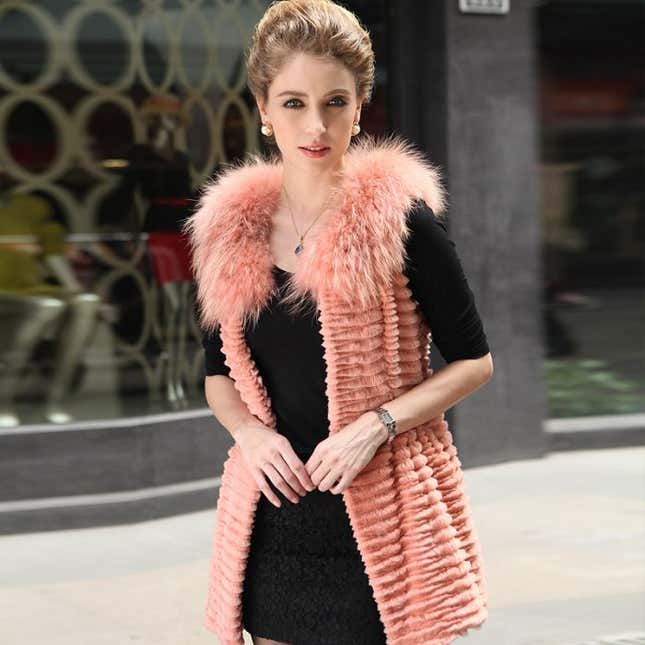 Image for article titled Trying to 'Look Rich' Only Makes You Look Like an Asshole