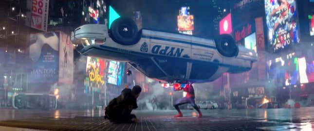 Image for article titled 10 Obvious Superhero Weaknesses (That Supervillains Hardly Ever Exploit)