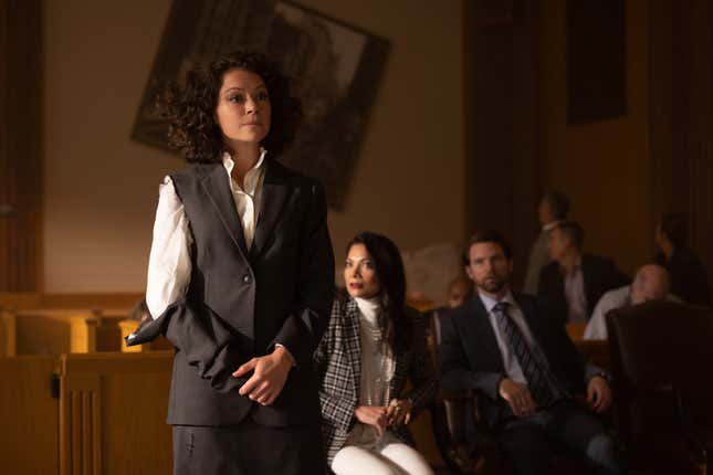 Tatiana Maslany and Ginger Gonzaga in She-Hulk: Attorney At Law