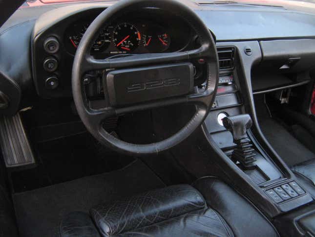 Image for article titled At $9,995, Is This 1982 Porsche 928 A Grand Tourer That&#39;s A Grand Deal?