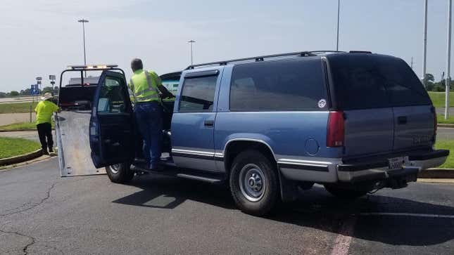 Image for article titled Our 1996 Chevrolet Suburban Got In One Last &quot;Screw You&quot;