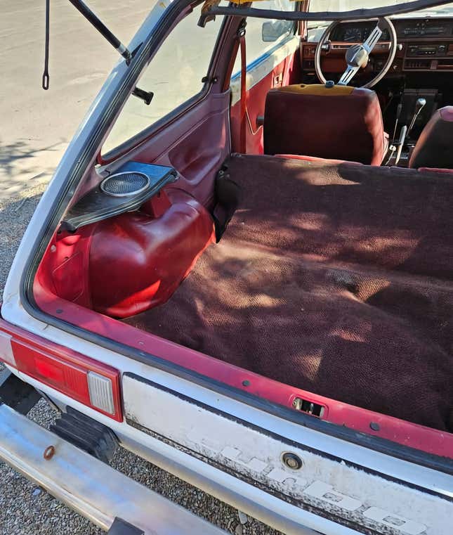 Image for article titled At $950, Would You Go All-In On This 1984 Plymouth Colt GTS Turbo Project?