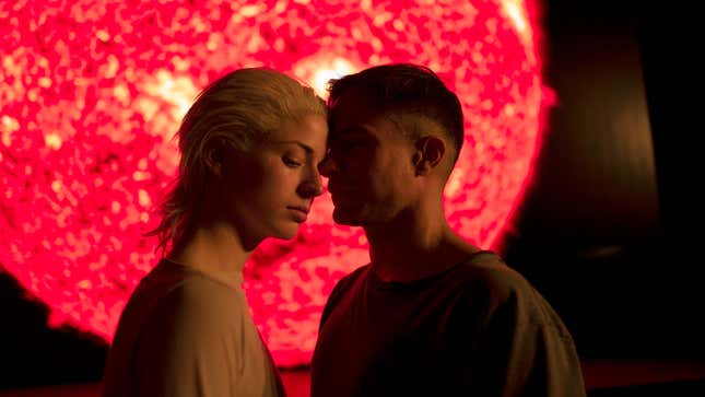 Image for article titled Ema Star Mariana Di Girólamo Recommends Trying Out a Flamethrower If You Get a Chance