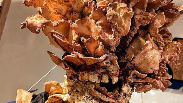 This Last of Us Clicker Bread Sculpture Is Scary As Hell