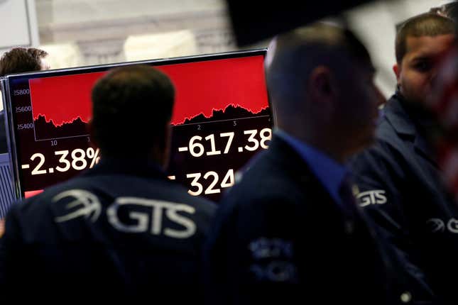 Image for article titled The Dow plunges more than 500 points as stubborn inflation goes the wrong way