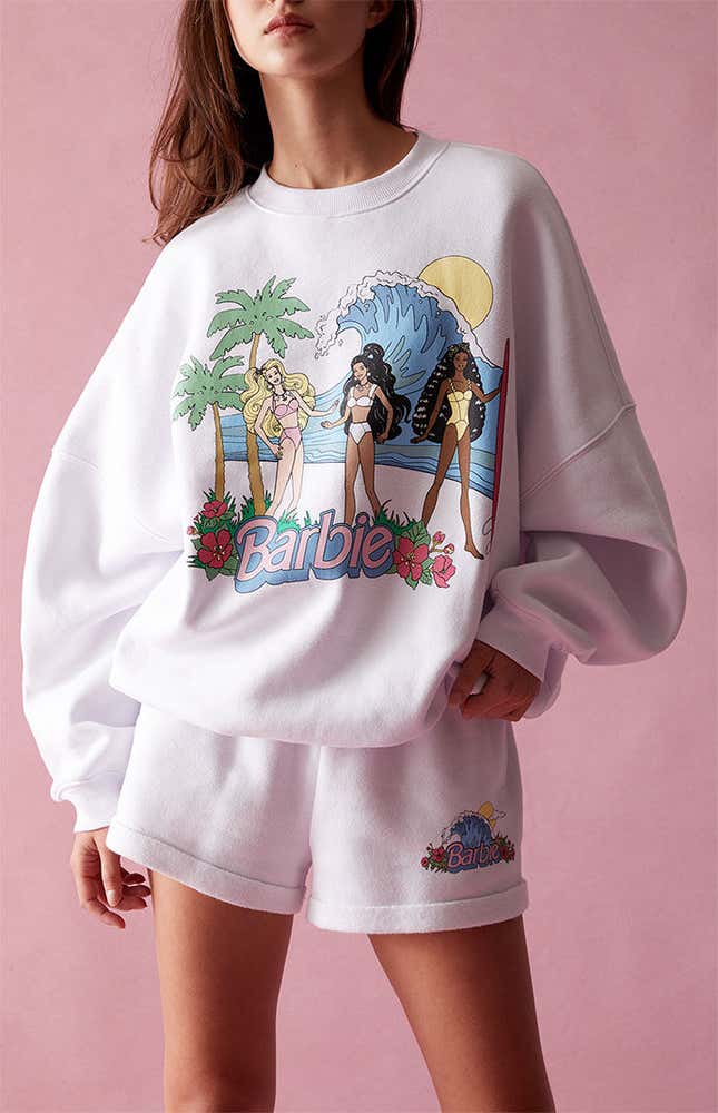 Image for article titled Grab This Fandom Gear for Summer Travel