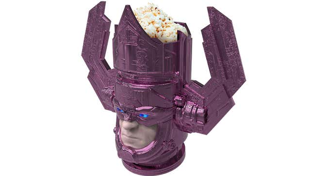 Image de l'article intitulé 28 seaux de popcorn inspirés de films que nous adorons (et détestons)