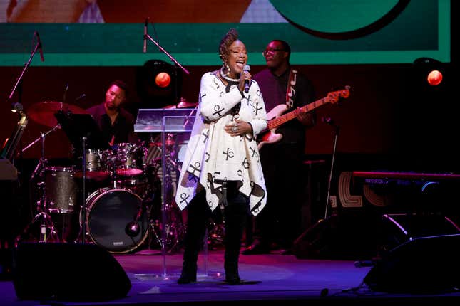 Kecia Lewis performs onstage during The Root 100 2024 Gala at The Apollo Theater on December 05, 2024 in New York City. 