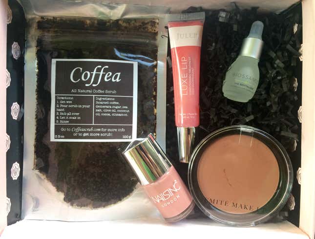 Image for article titled Here's Everything That Came in Our Beauty Boxes Last Month