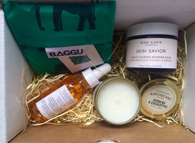 Image for article titled Here's Everything That Came in Our Beauty Boxes Last Month