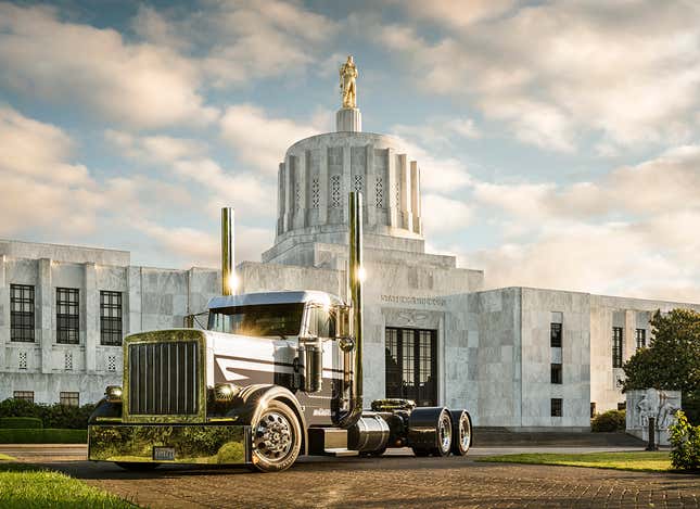 Image for article titled Fashion Photographer Captures the Most Beautiful Big-Rigs on Earth