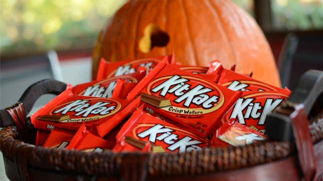 Image for article titled The Best Stores to Buy Any Type of Halloween Candy