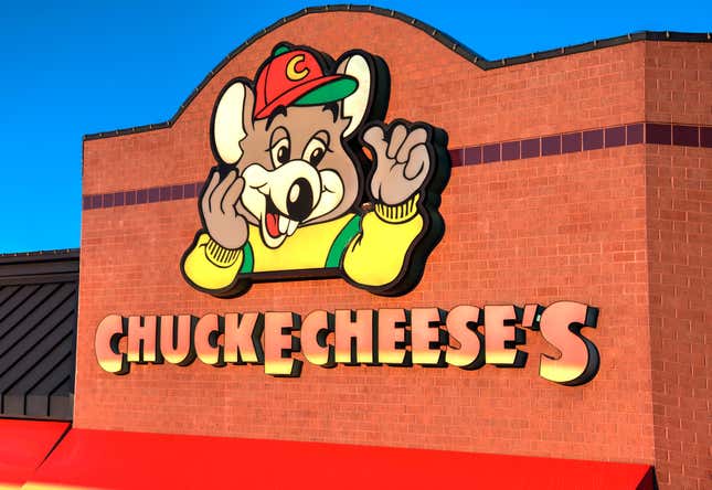 Image for article titled Chuck E. Cheese ‘Saddened’ By Viral Video of Black Child Being Ignored at Party