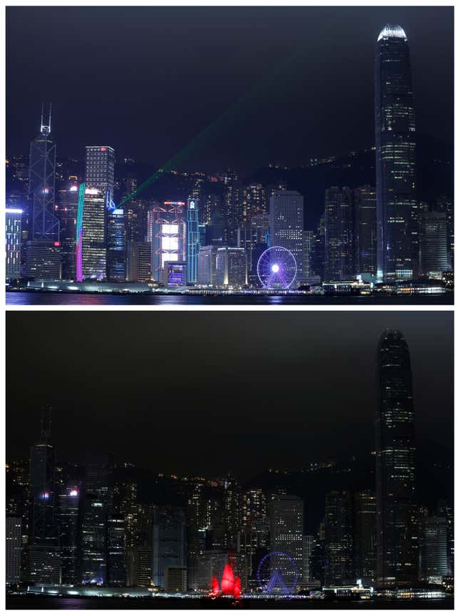 A combination picture showing laser light beams as buildings are lighted up and a tourist junk sailing past before (top) and during (bottom) Earth Hour, at the financial Central district in Hong Kong, China March 25, 2017.