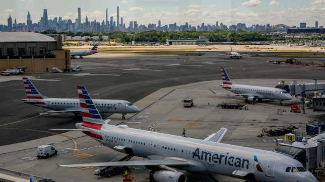 American Airlines planes