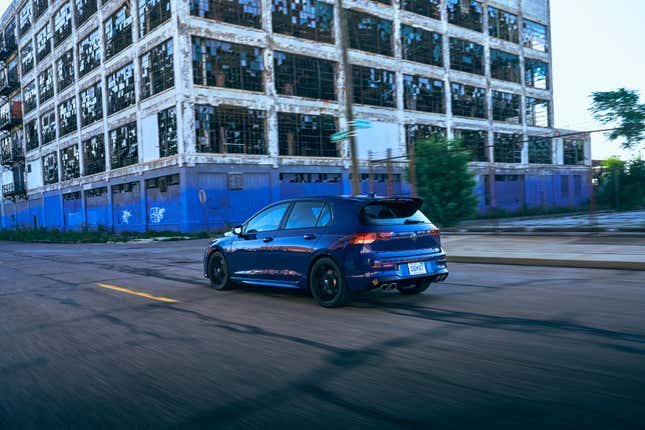 The 2019 Volkswagen Golf R is king of the hot hatches | Ars Technica