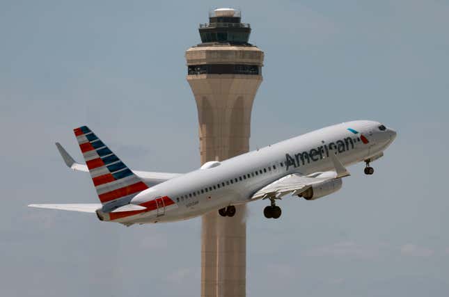 Imagen para el artículo titulado Las 5 aerolíneas con los pilotos más confiables de Estados Unidos y las 5 con los menos confiables