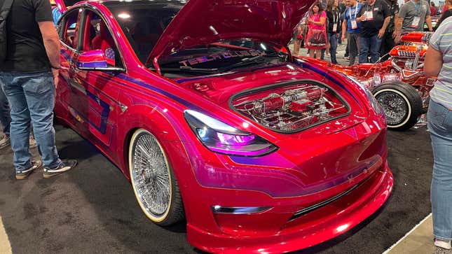 Image for article titled These Are The Worst Builds We Saw At SEMA 2023