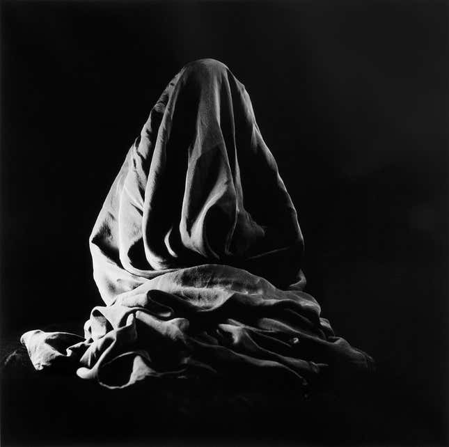 Image for article titled Liu Xia’s unsettling photos of dolls reveal the emotional toll of loving a Chinese dissident