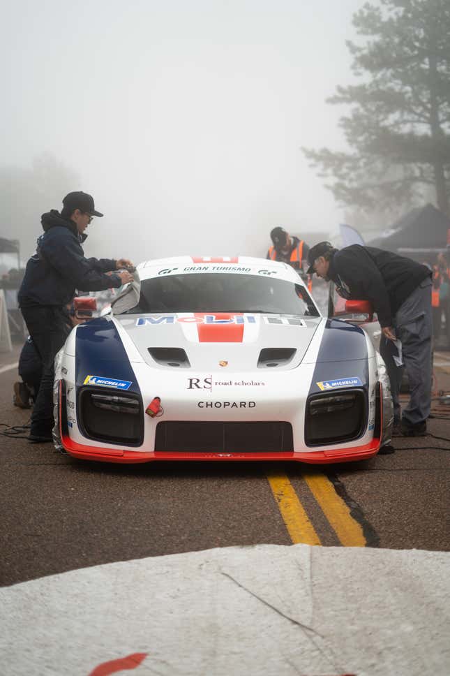 Image for article titled Views From the 2022 Pikes Peak International Hill Climb