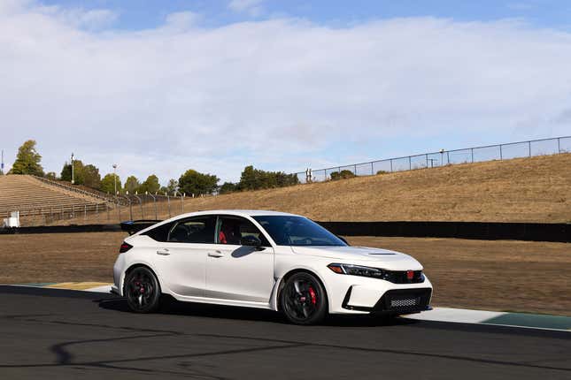 Image for article titled The New 2023 Honda Civic Type R From Every Angle