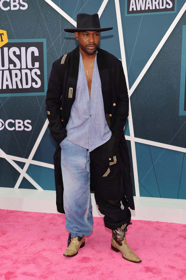 Image for article titled CMT Music Awards 2022: The Best and Worst Looks