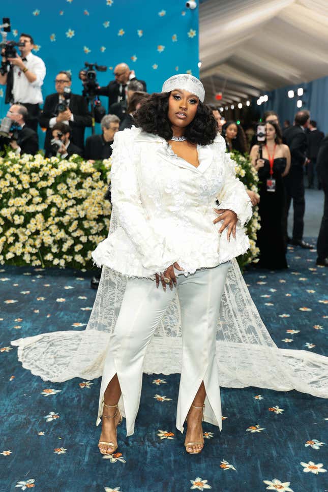 Image for article titled Live 2025 Met Gala: Black Stars&#39; Red Carpet Looks