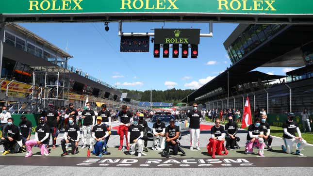 Image for article titled Formula 1 Drivers Won&#39;t Be Kneeling This Year