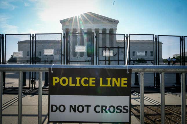 Image for article titled Great-Grandma Who Protested at Supreme Court Alleges 'Inhumane' Treatment at D.C. Jail