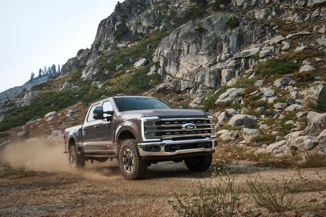 Image for article titled The 2023 Ford Super Duty Pickup Truck From Every Angle