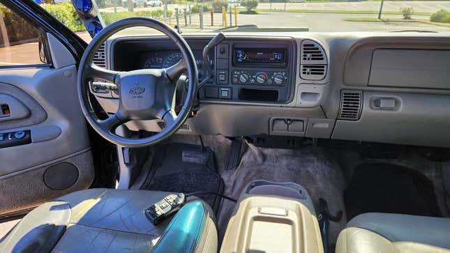 Image for article titled At $9,500, Is This 2000 Chevy Tahoe Limited An Infinitely Good Deal?