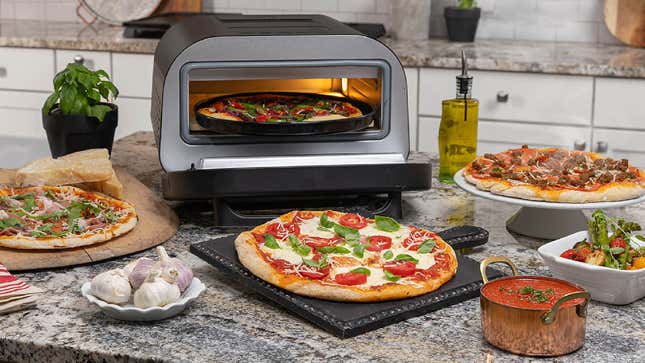 Image for article titled This Gemelli Pizza Oven Is $200 Off Right Now