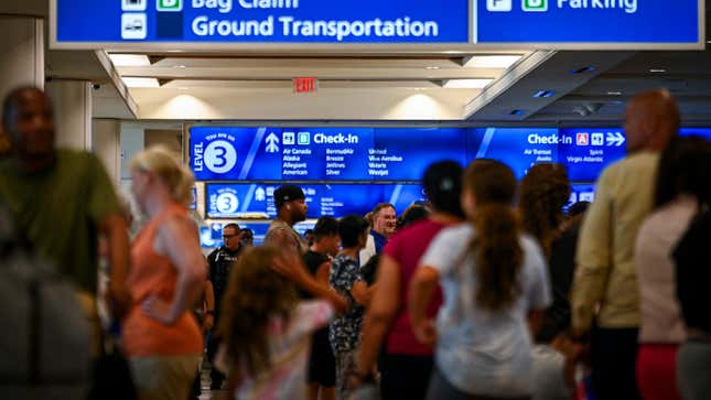 Passagers à l’aéroport international d’Orlando