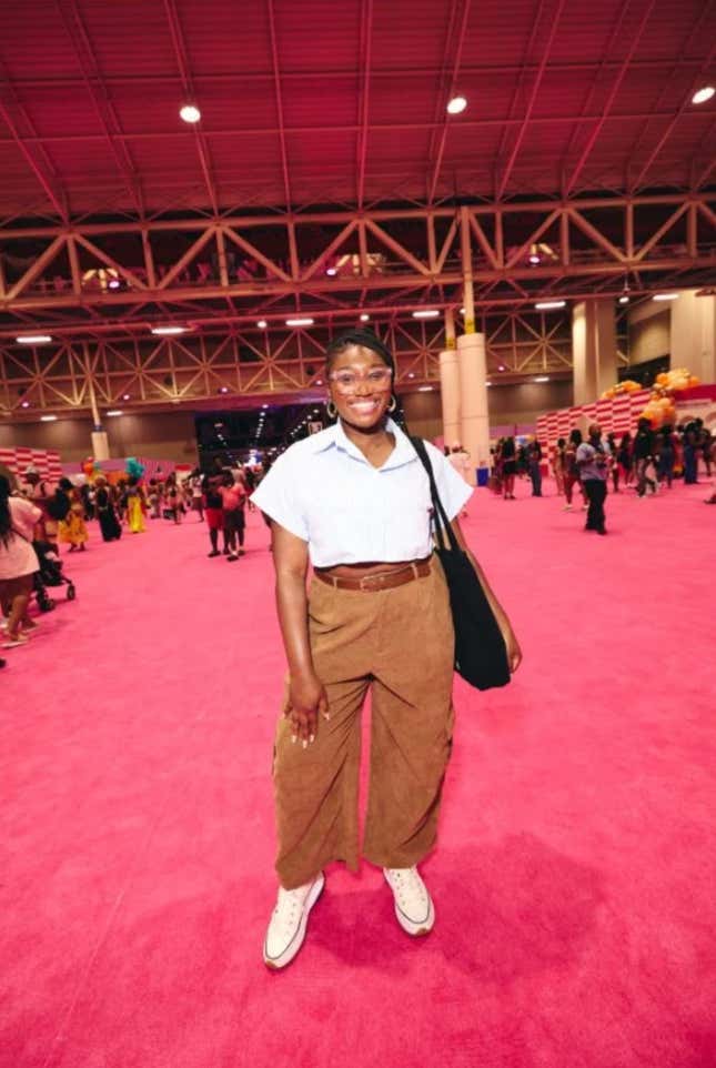 Bild für Artikel mit dem Titel Die beste Streetstyle-Mode beim ESSENCE Fest 2024