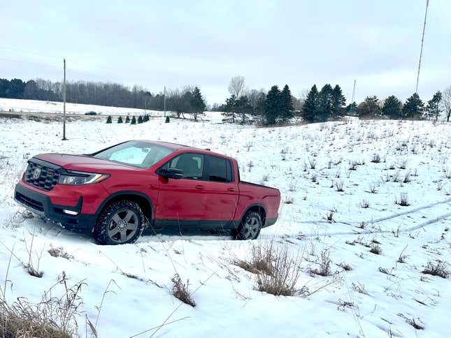 Image for article titled The 2024 Honda Ridgeline Trailsport Can Go Up A Hill -- Even In The Snow