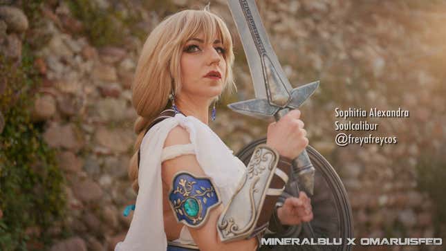 A photograph of a cosplayer at Il Volta Italy.