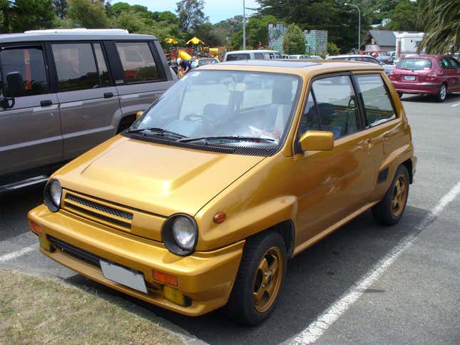 Imagen para el artículo titulado Estos son los autos pequeños y aparentemente poco impresionantes que amas irracionalmente