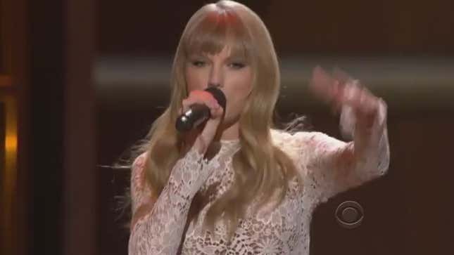 Taylor Swift Beatboxed And It Was Uncomfortable