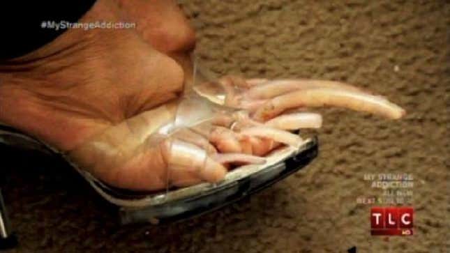 Meet the Woman Addicted to Her Toenails