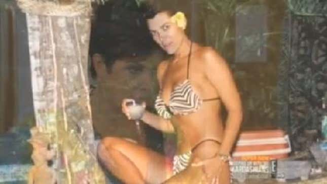 Kris Jenner, Momager Extraordinaire, Has Body Issues Too