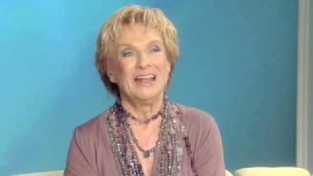 Cloris Leachman Tweets Pictures Of Her Package
