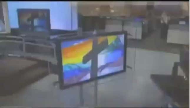 15-Year-Old Kicked Out Of Christian School For Being Bisexual